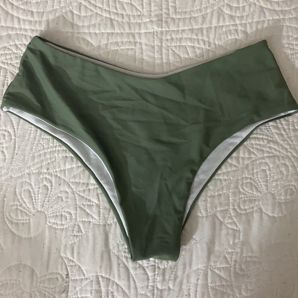 Dark green bikini set - Picture 3 of 4